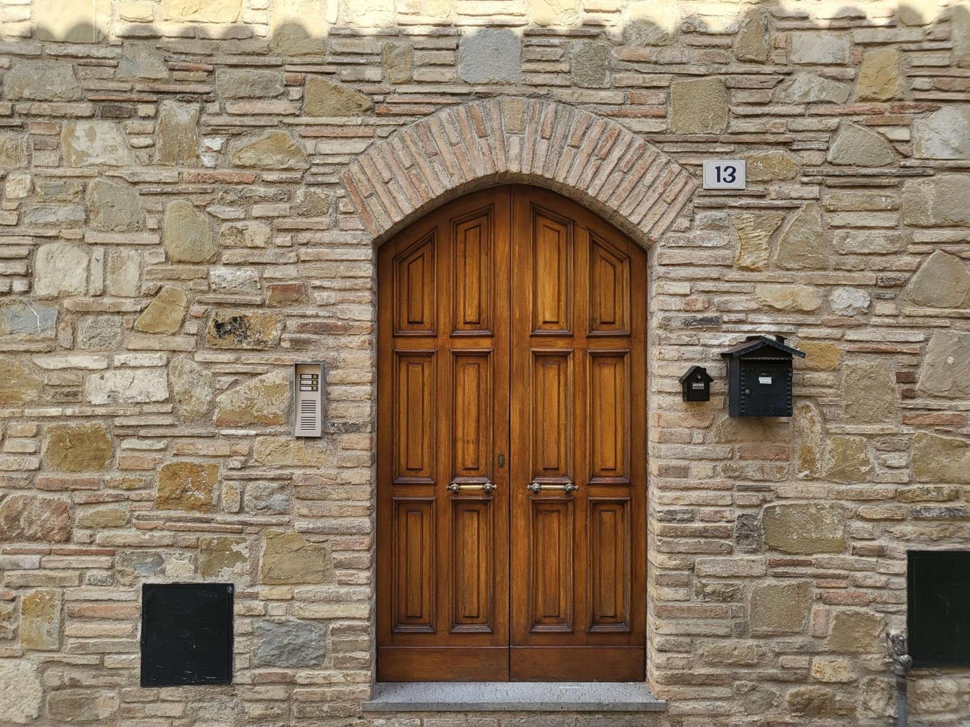 Appartamento Con Camino In Centro Storico Беваня Екстериор снимка